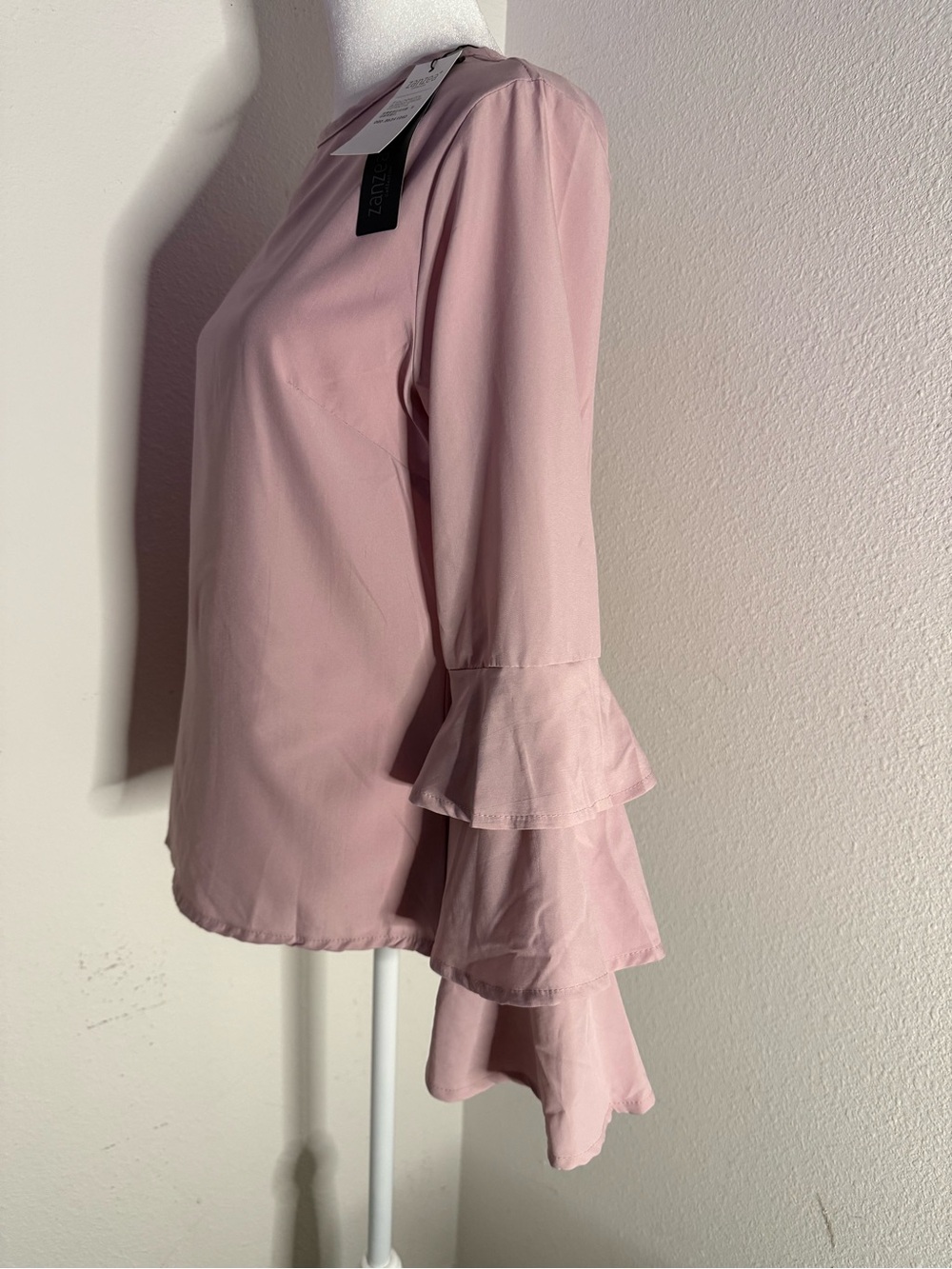 NWT ZANZEA Dusty Pink Ruffle Tiered Bell Sleeve Blouse Top Size Small Blouse - Picture 2 of 7